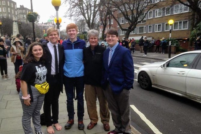 London Rock N Pop taxi Tour - Explore London’s Musical Landmarks in Style