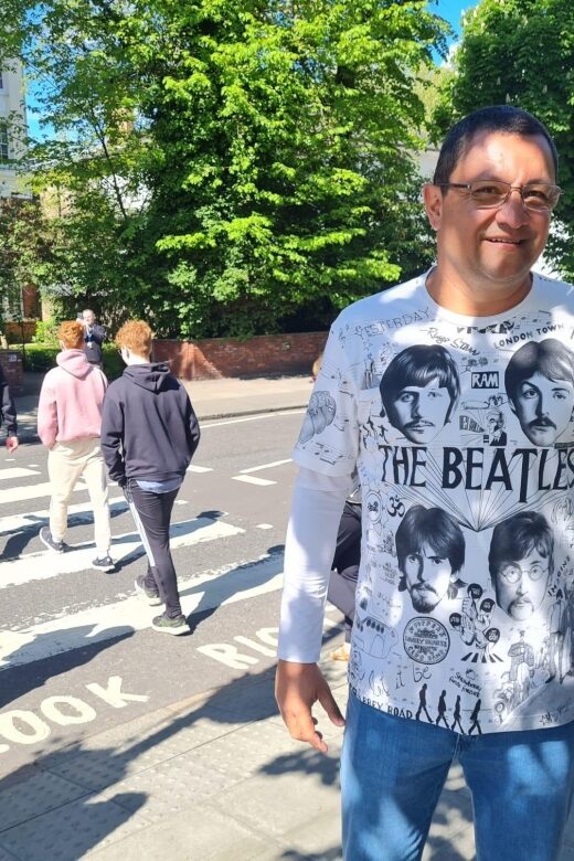 London: Rock N Roll Beatles Private Black Cab Tour - The Best Fit for Music Lovers and History Buffs