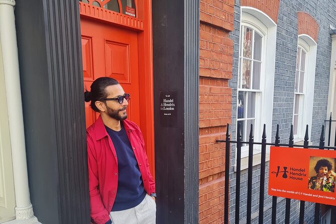 London Rock N Roll Beatles Private Black Cab Tour - Music Gear and Historic Venues: Gibson Garage and the Palladium