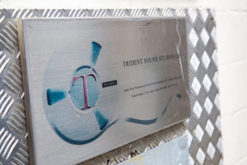 London: Rock 'n' Roll History Tour - Discover Londons Rock n Roll Heritage in Comfort and Style