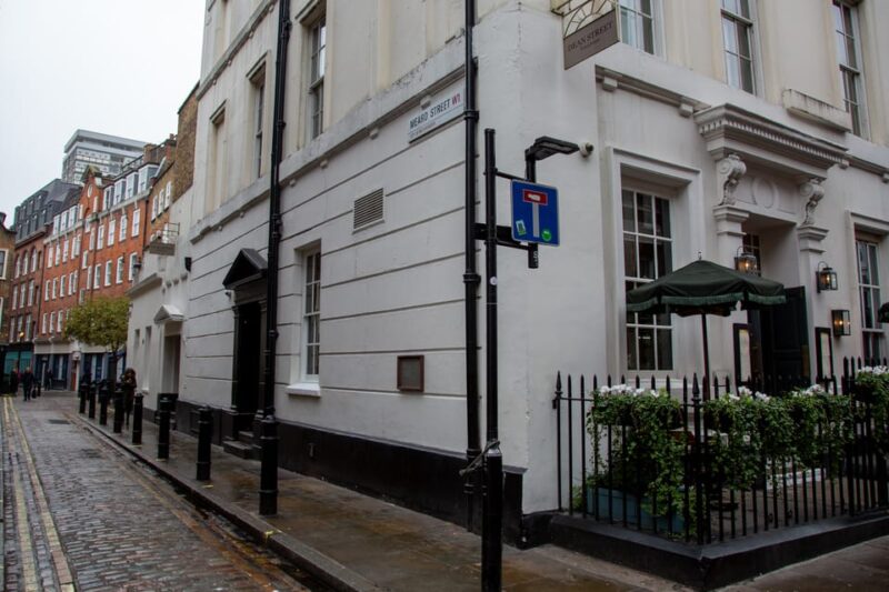 London: Rock 'n' Roll History Tour - Jimi Hendrix and Notting Hills Music Scene