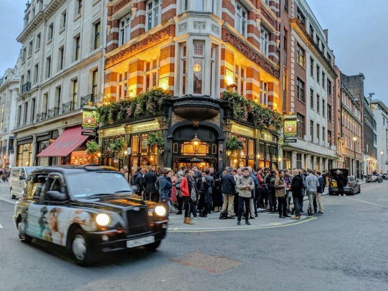 London: Rock & Roll Highlights Walking Tour - The Locations of The Beatles Historic Moments