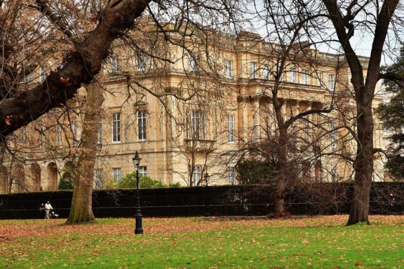 London: Royal Tour w/ timed entry to Buckingham Palace Entry - Self-Guided Tour of Buckingham Palace’s State Rooms