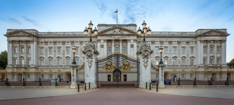 London: Royal Tour w/ timed entry to Buckingham Palace Entry - Logistics and Group Sizes