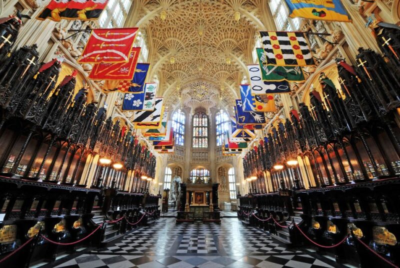 London: Royal Tour with Westminster Abbey & Afternoon Tea - Explore London’s Regal Side in Style