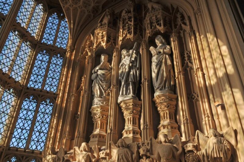 London: Royal Tour with Westminster Abbey & Afternoon Tea - Marvel at the Lady Chapel and Chapter House