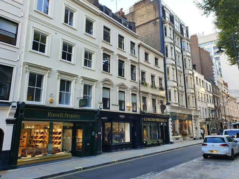 London Royal Walking Tour - Explore Londons Iconic Sights on Foot