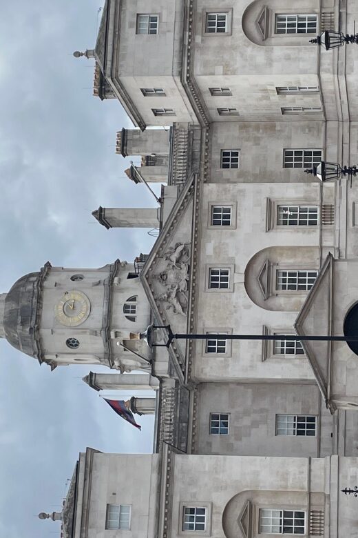 London; Royalty and Democracy - From the Last Walk to the Foundations of Democracy