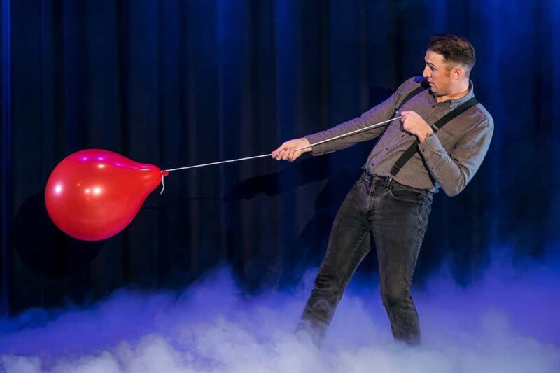 London: Secrets of The Magic Circle Flagship Magic Show - Meet the Master Magicians Performing Close-up Tricks