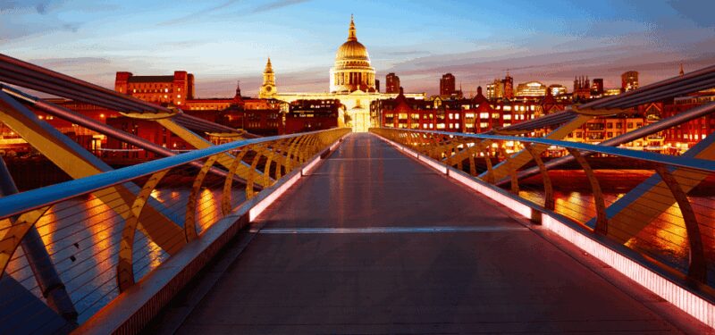 London: Self-Guided History City Tour with an App - Reaching the Skyline at The Shard and Exploring Borough Market