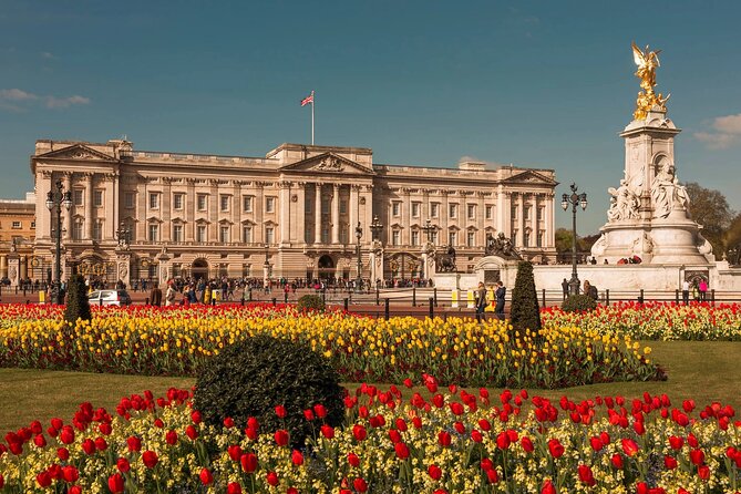 London Self-Guided Murder Mystery Tour by Buckingham Palace - Key Points