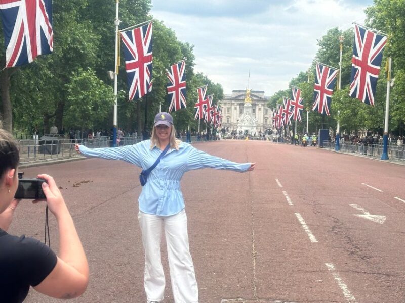 London: Sightseeing Black Cab Tour with Hotel Pickup - Stops for Photos and Sightseeing at London’s Top Spots