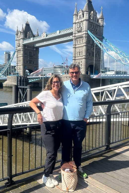 London: Sightseeing Black Cab Tour with Hotel Pickup - Expert Guides Who Personalize Your London Experience