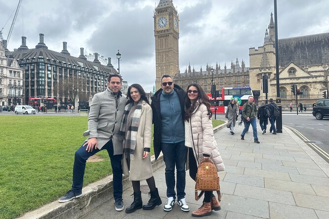 London Sightseeing Private Black Cab Tour with Hotel Pick Up - The Experience of a Private Guide in a Luxury Black Cab