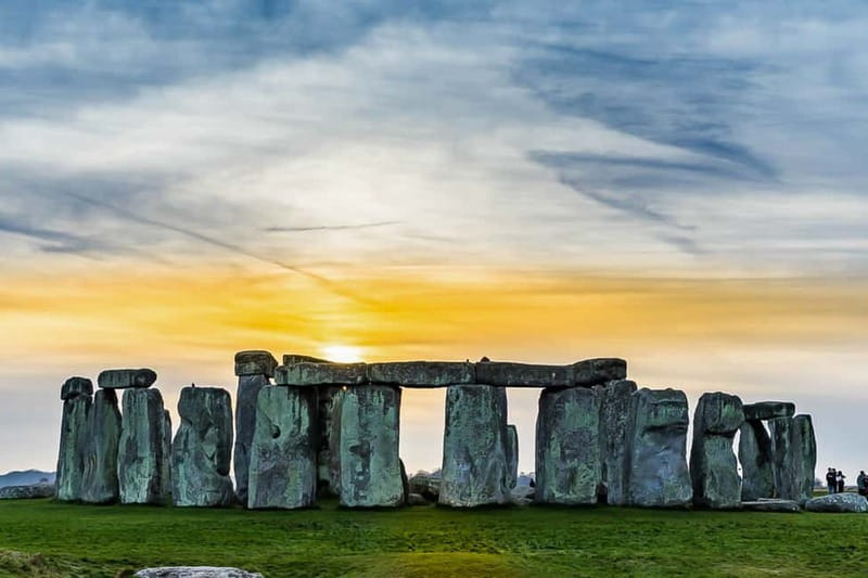 London: Small Group Stonehenge and Bath Tour & Secret Site - Indulge in Local Favorites and Cider Tasting