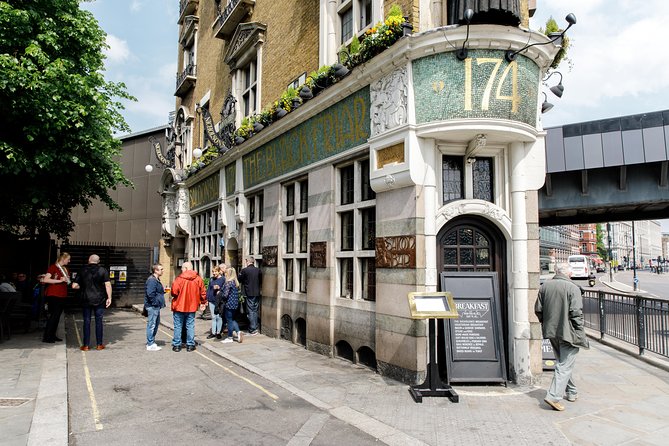 London Small Group Tour of Historical Pubs - Starting Point Near Newgate Street and Londons Historic Attractions