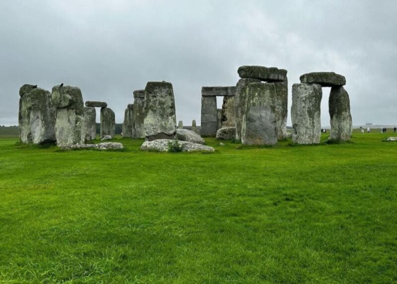 London: Stonehenge 6 Hour Tour By Car With Entrance Ticket - Booking Flexibility and Accessibility Info