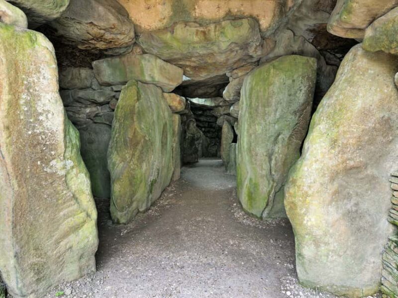 London: Stonehenge, Avebury & Silbury Hill Day Trip - Guided Commentary and Educational Value