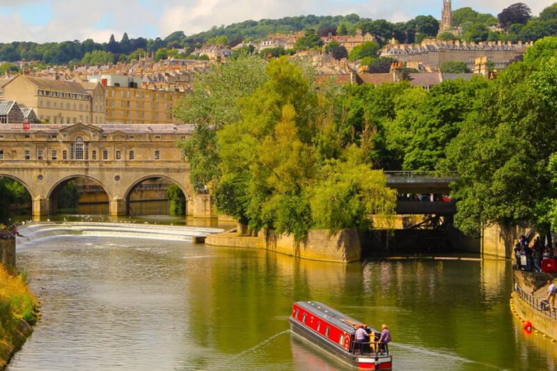 London: Stonehenge, Bath, Lacock, & Avebury Small Group Tour - Comfortable Travel in a Small Group