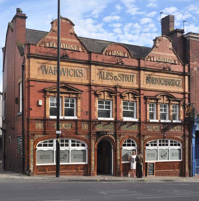 London: Stratford-upon-Avon & Warwick Castle Day Tour - Exploring Stratford-upon-Avon’s Historic Streets and Riverside