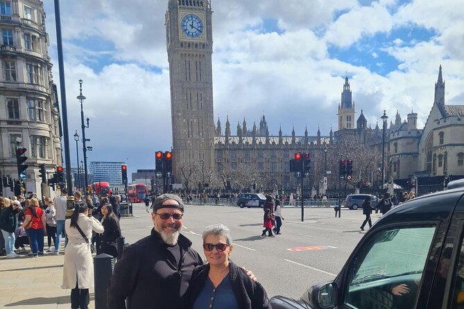 London Taxi Private Top Sights Tour and Tower of London Entry - Buckingham Palace and the Royal Parks