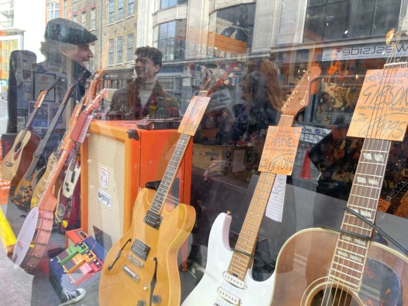 London: The Great British Rock and Roll Music Walking Tour - Discover the Birthplaces of The Rolling Stones and The Beatles