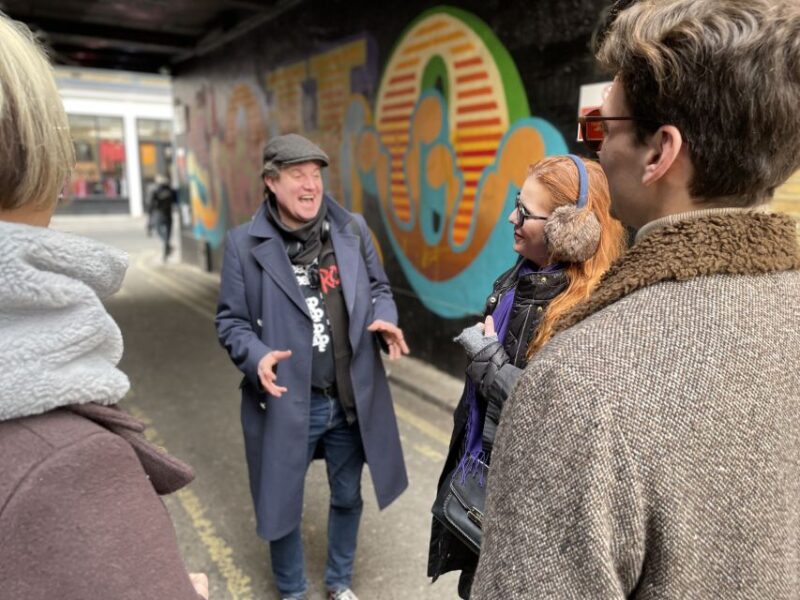 London: The Great British Rock and Roll Music Walking Tour - A Pub Finale for Music Lovers