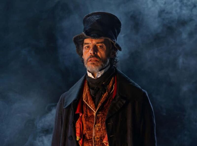 London: Ticket to A Christmas Carol at The Old Vic - The Experience at The Old Vic: What Sets It Apart