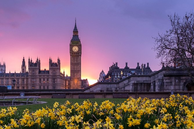 London to Southampton via Stonehenge and Salisbury - Booking and Availability