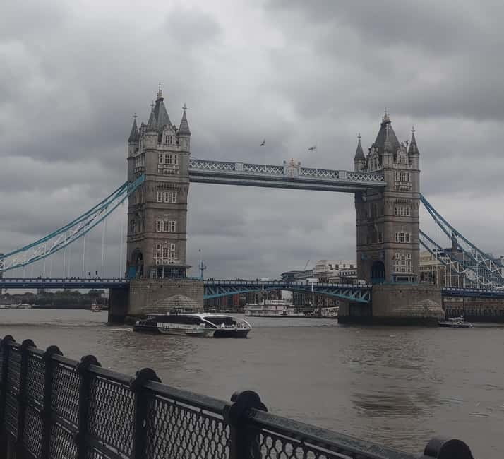 London: Tower of London and Tower Bridge Private Tour - Marvel at Tower Bridge’s Architectural Wonder