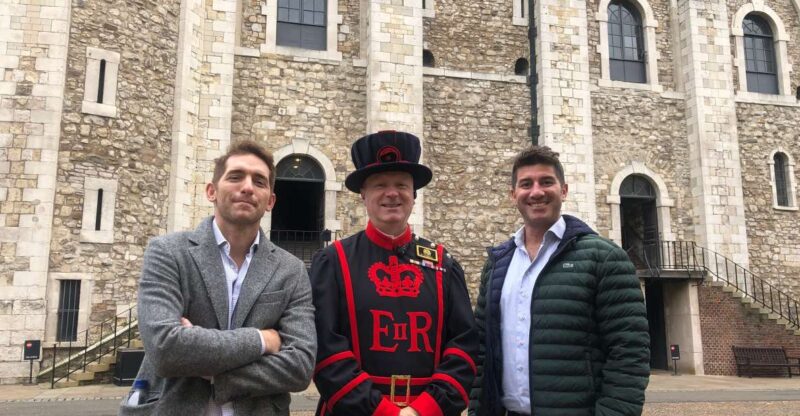 London: Tower of London Tour with Crown Jewels & Beefeaters - Tour Logistics and Accessibility