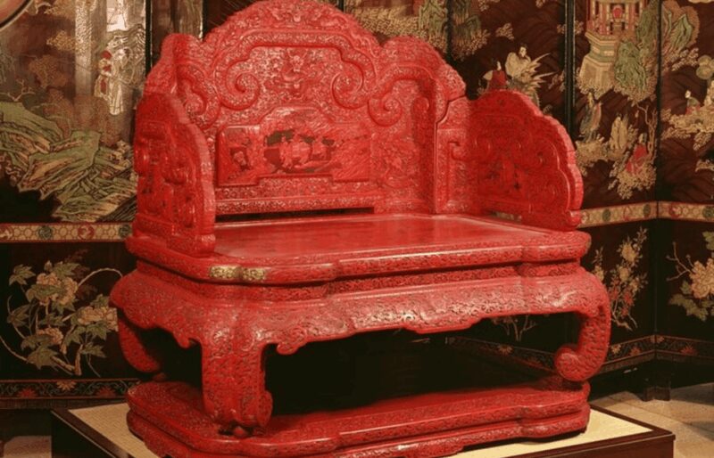 London: Victoria and Albert Private Tour with Expert Guide - Practicalities: Logistics and Group Size