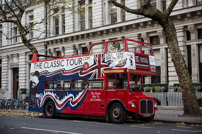 London Vintage Bus Tour: Live Comedy Sightseeing Show - London’s Iconic Landmarks from the Open-Air Routemaster Bus