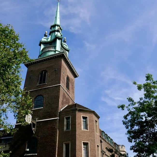 London: Walking Tour of the Secret Square Mile - Comparing This Tour to Other London Experiences