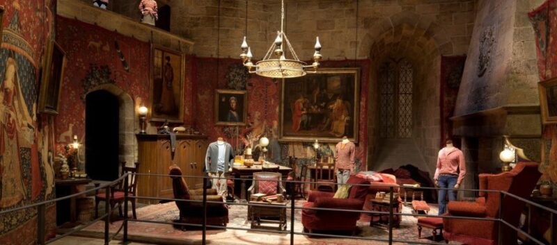London: Warner Bros. Studio Tour with Hotel Pickup - Experience the Wizarding World with a Convenient Hotel Pickup in London