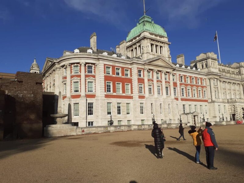 London: Westminster, Parliament and Palaces Tour - Trafalgar Square and National Gallery Highlights