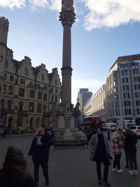 London: Westminster, Parliament and Palaces Tour - Westminster Abbey and Parliament Square