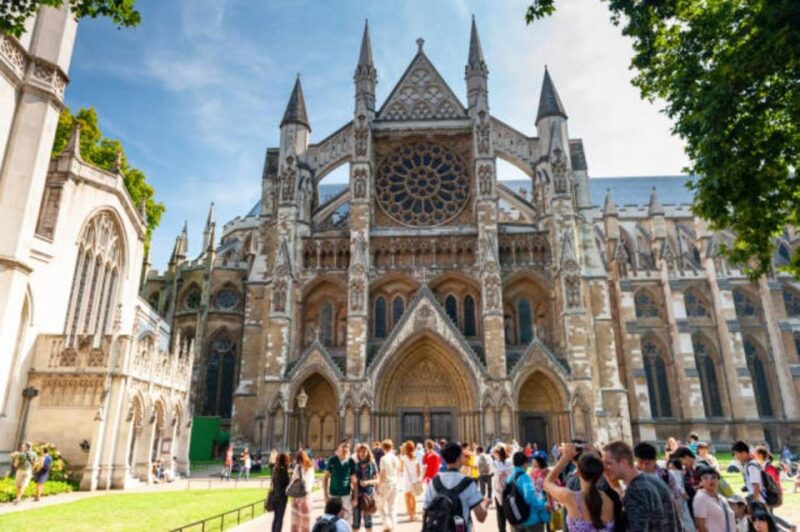 London: Westminster Private Walking Tour & Tower of London - Walking Through Westminster’s Most Famous Landmarks