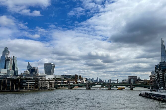 London Witches and History Walking Tour - Cross the Millennium Bridge and Spot Harry Potter Filming Locations