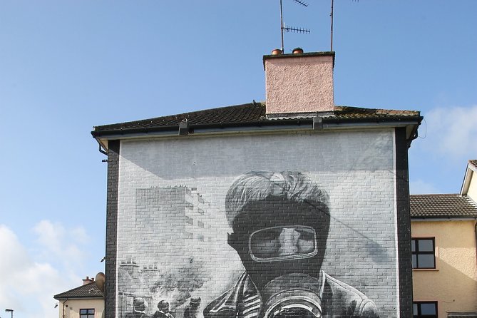 Londonderry Private Walking Tour With A Professional Guide - Key Points