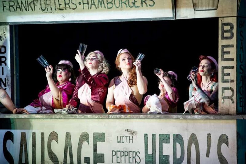 London's West End: Così Fan Tutte at London Coliseum - Practical Details: Meeting Point and Accessibility