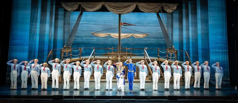 London's West End: HMS Pinafore at the London Coliseum - The Nautical Staging and Visuals of HMS Pinafore