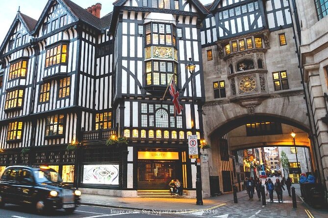 London's West End: Soho, Covent Garden & Chinatown Private Tour - Chinatown: Vibrant Colors and Cultural Flavors