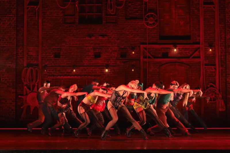 London's West End: Ticket to Moulin Rouge! The Musical - Londons West End: Ticket to Moulin Rouge! The Musical