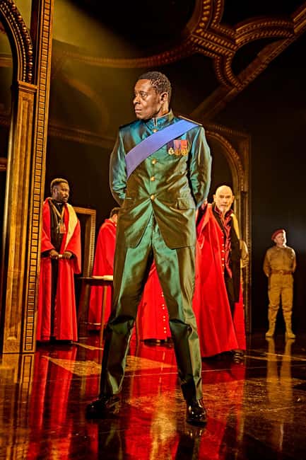 London's West End: Ticket to Othello - Key Points