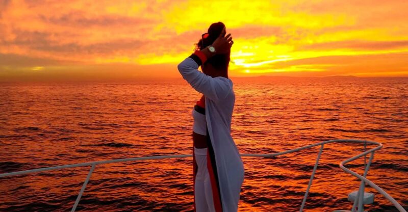 Long Beach: 3hr Private Yacht Trip (1 ticket covers 1-6 ppl) - The Luxury 42-Foot Twin-Engine Yacht