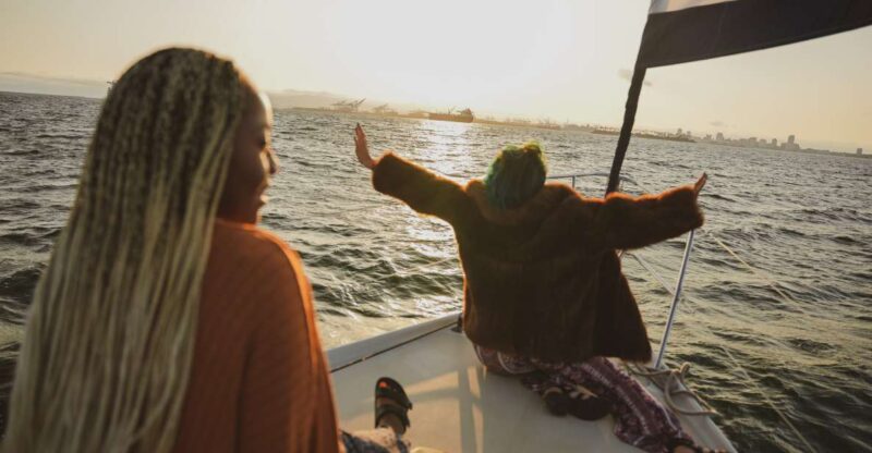 Long Beach: Private Sailboat Rental with Licensed Captain - How the Long Beach Private Sailboat Tour Operates