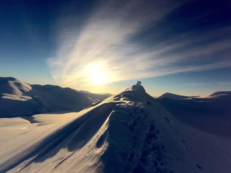 Longyearbyen: Trollsteinen Summit Hike - Key Points