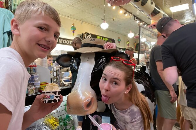 Looney Lampasas Scavenger Hunt - Start at Alamo Coffee Company in Lampasas