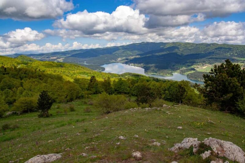 Lorica: rent an e-bike - Key Points